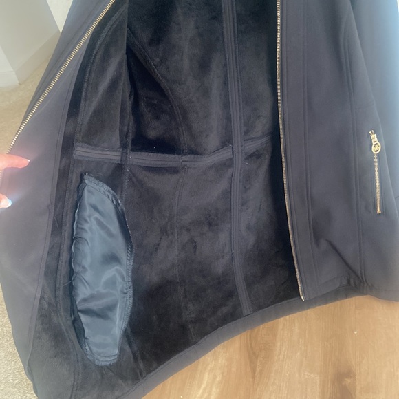 Jacket - Picture 5 of 8